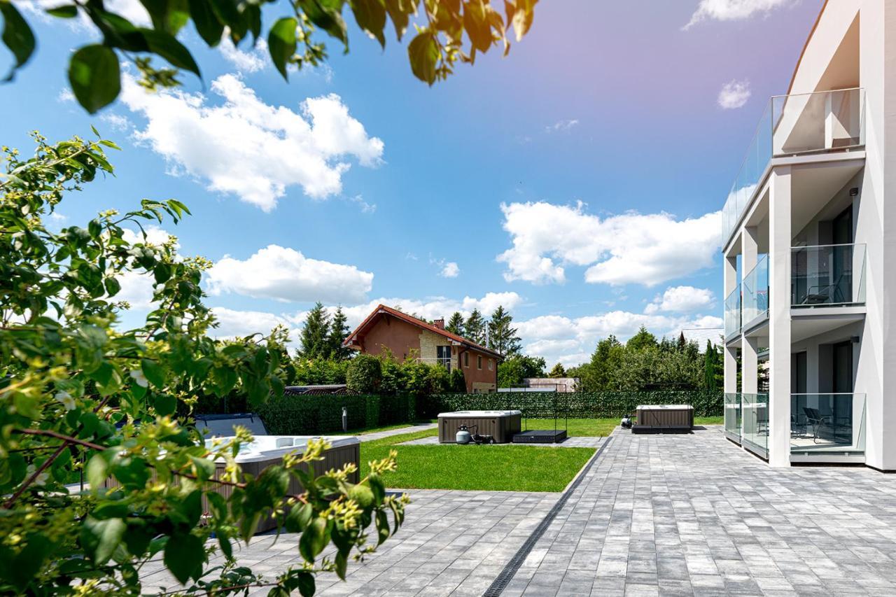 Apartamenty Prestige Mielno-Uniescie Exterior photo